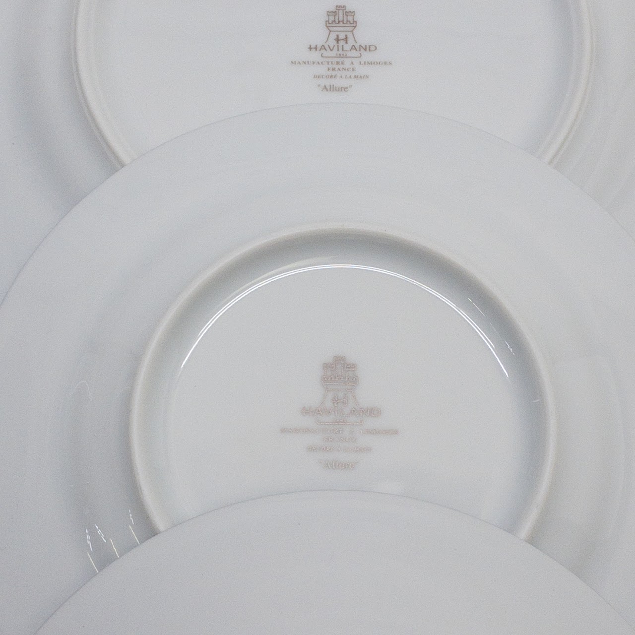 Haviland Limoges 'Allure' 16 Service Dinnerware Set