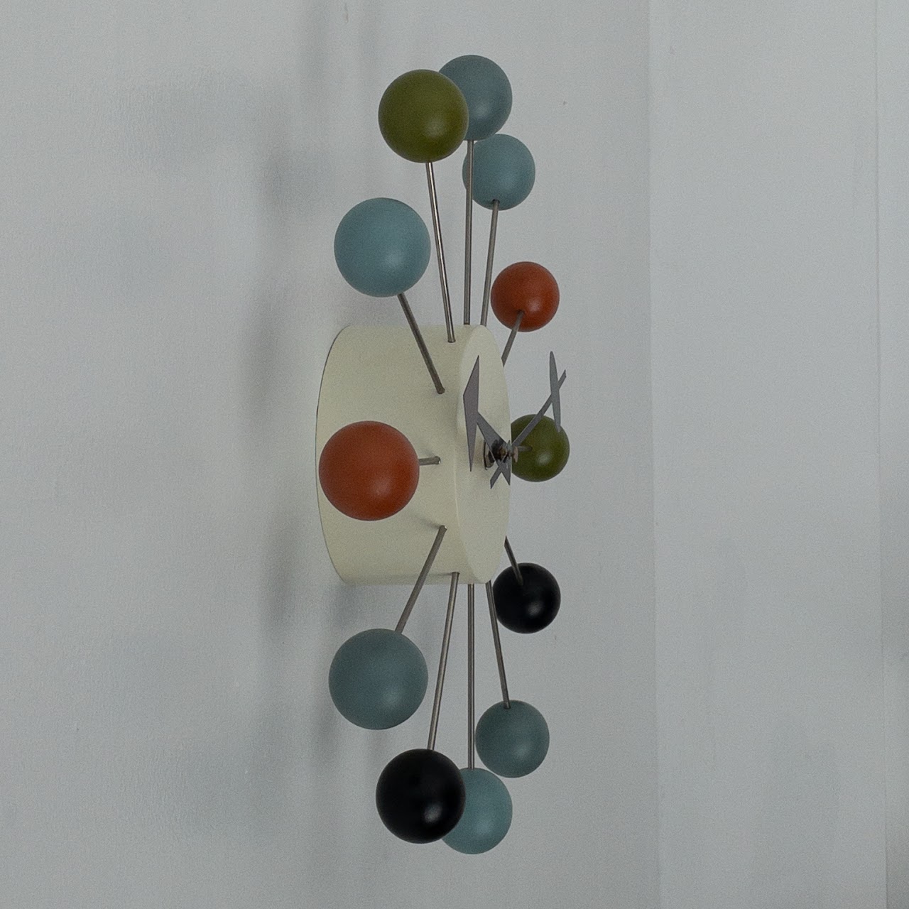 Nelson-Style Ball Clock