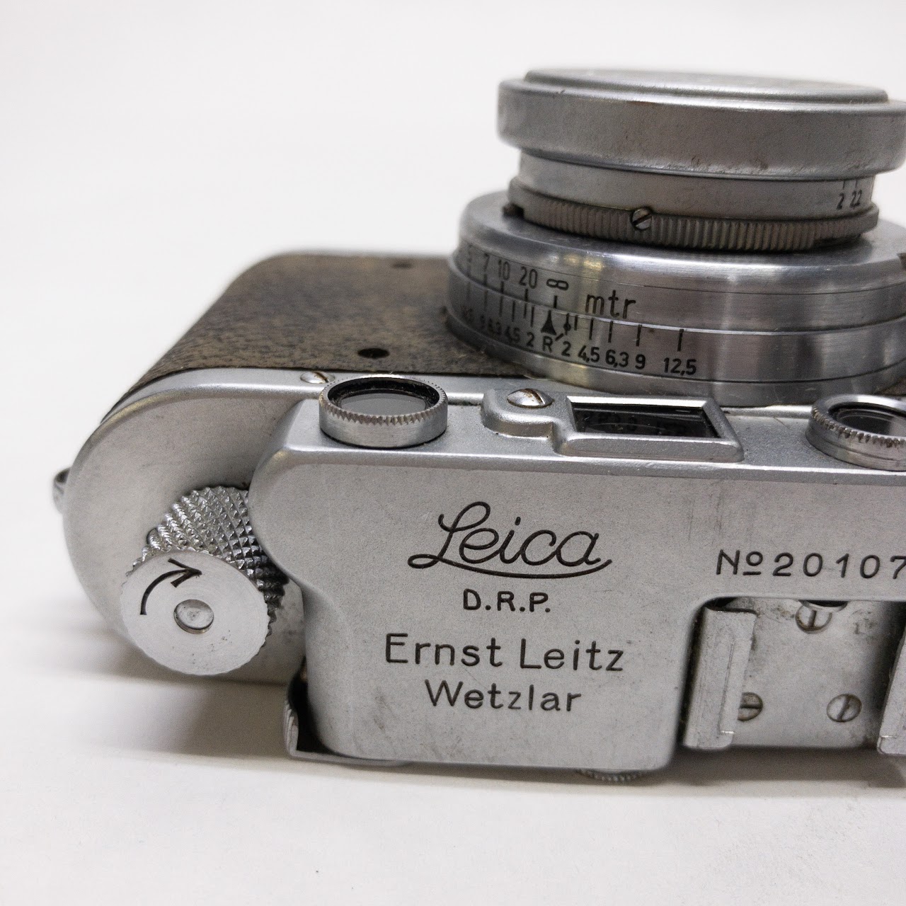 Leica DRP No. 201075 Camera with 5cm Summar Lense