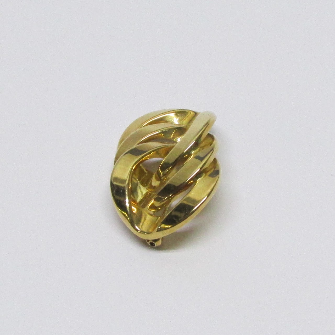 18K Gold Interlocking Loop Brooch