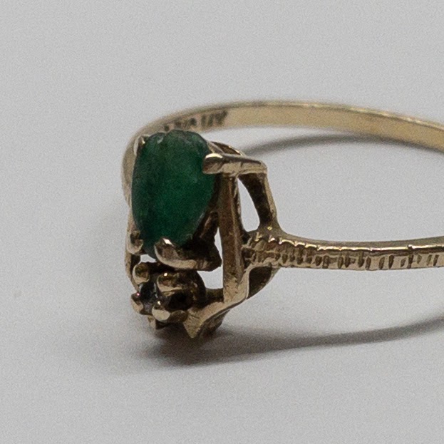 14K Gold Diamond, and Green Stone Ring