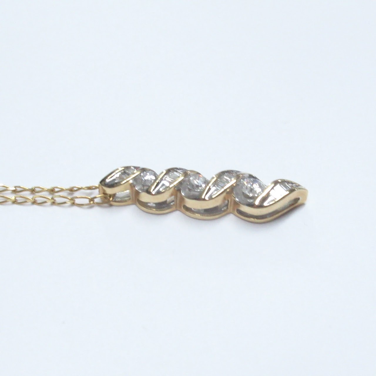 14K Gold & Diamond Twisted Pendant Necklace