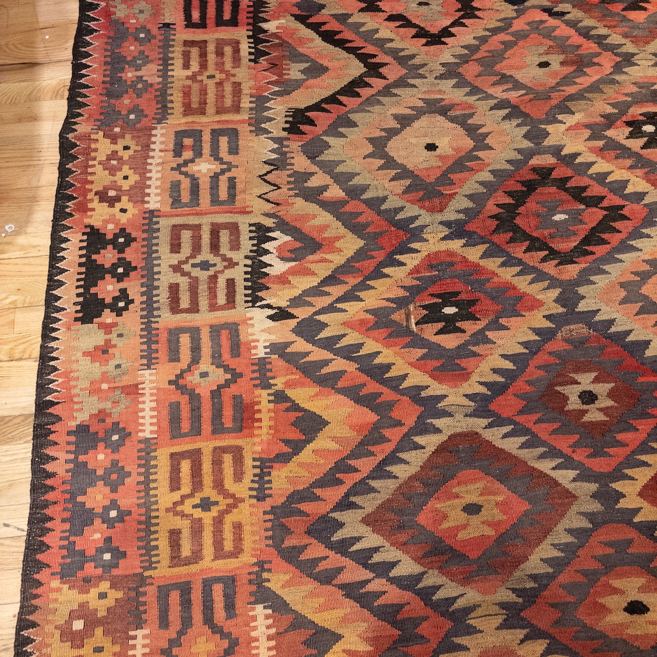 Geometric Wool Flatweave Rug