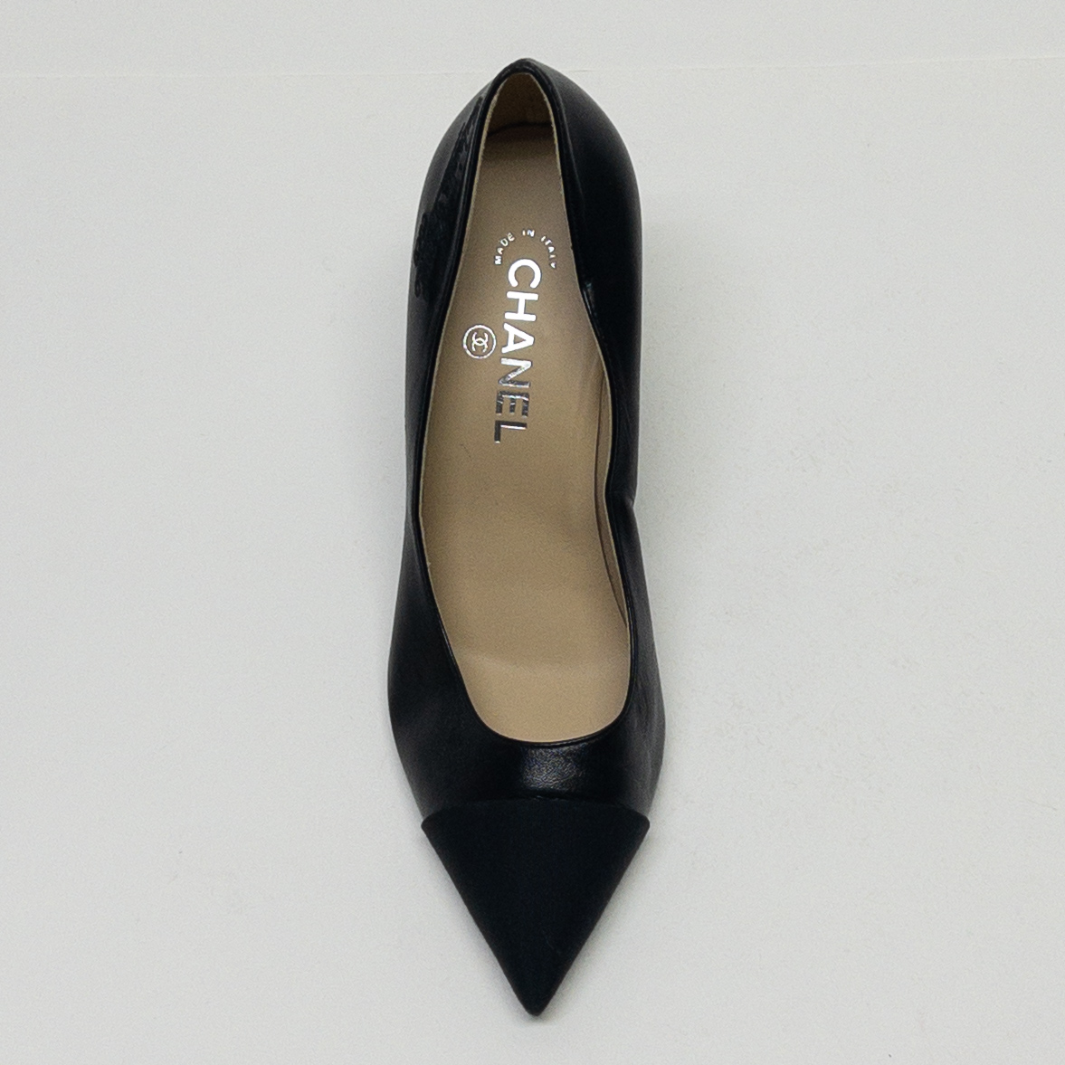 Chanel Gabrielo Chanel Leather and Grosgrain Cap Toe Pumps