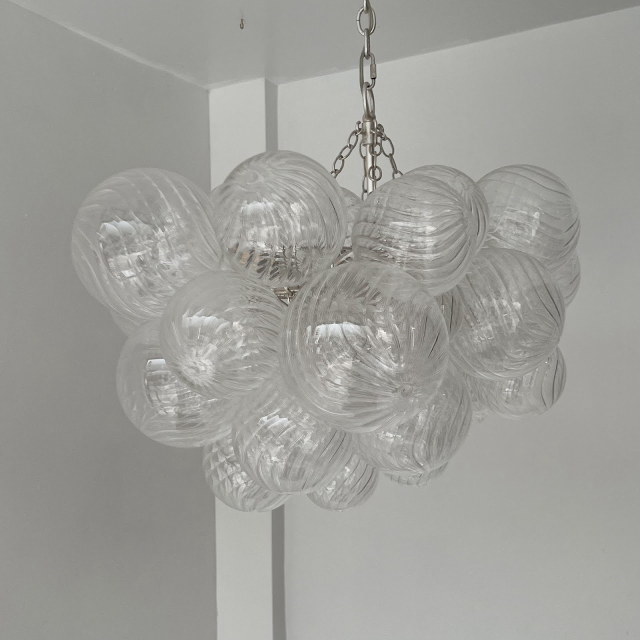 Visual Comfort + Julia Neill Talia Medium Linear Chandelier