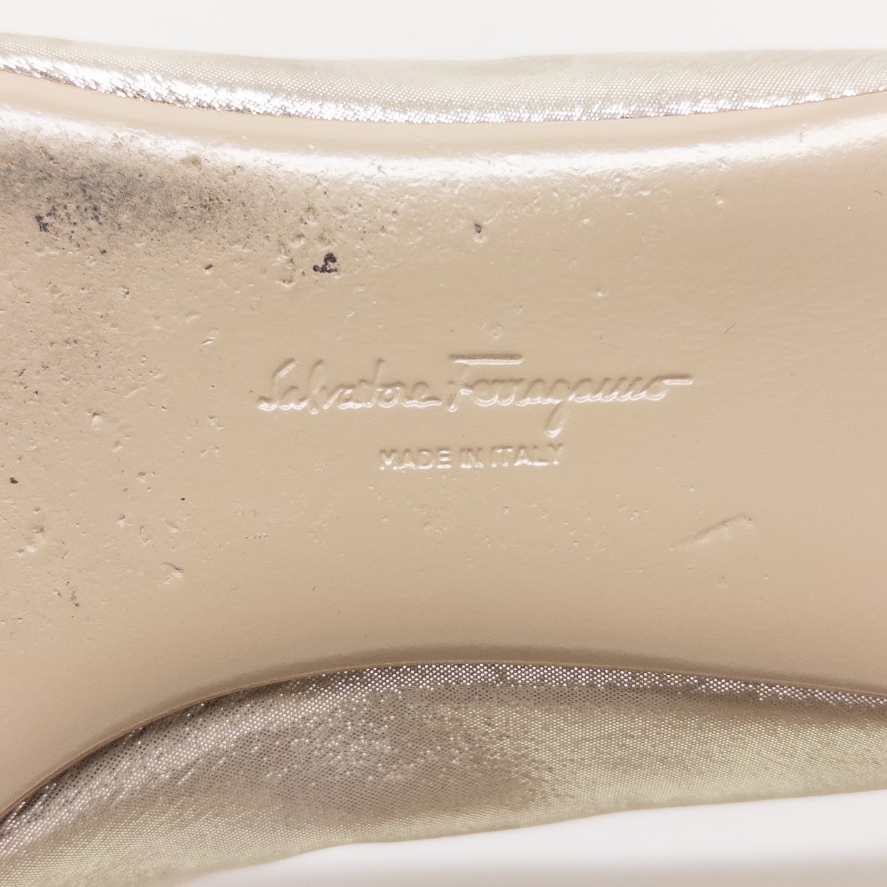 Salvatore Ferragamo Varina Light Silver-Gray Lame Flats