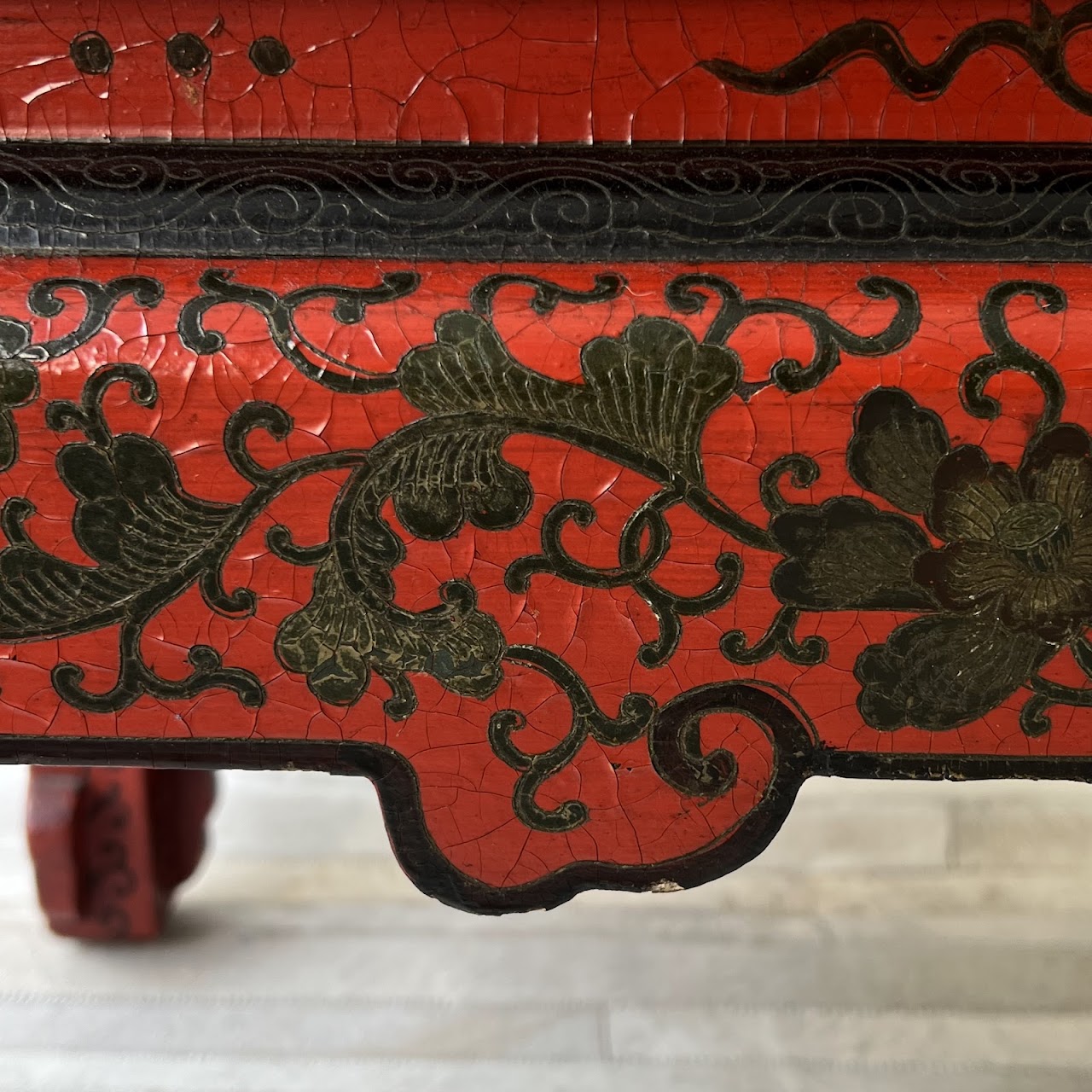 Chinoiserie Lacquered and Hand Painted Vintage Coffee Table