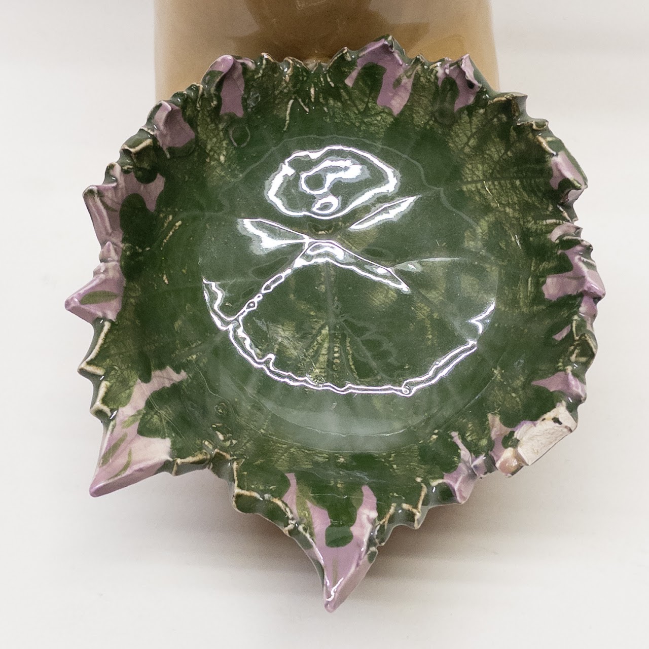 Davies Crafts Nude Figurine with Lily Pad Bowl