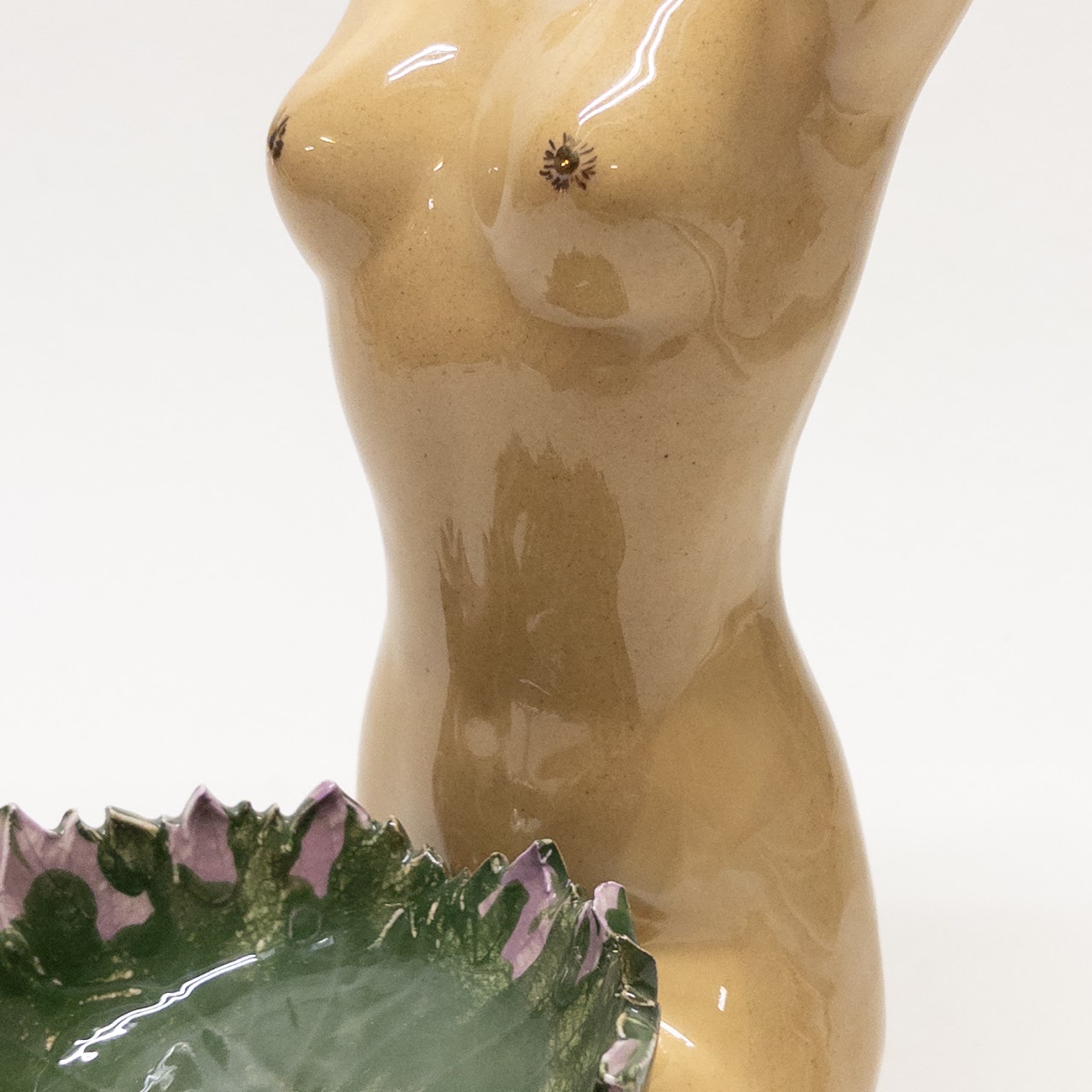 Davies Crafts Nude Figurine with Lily Pad Bowl