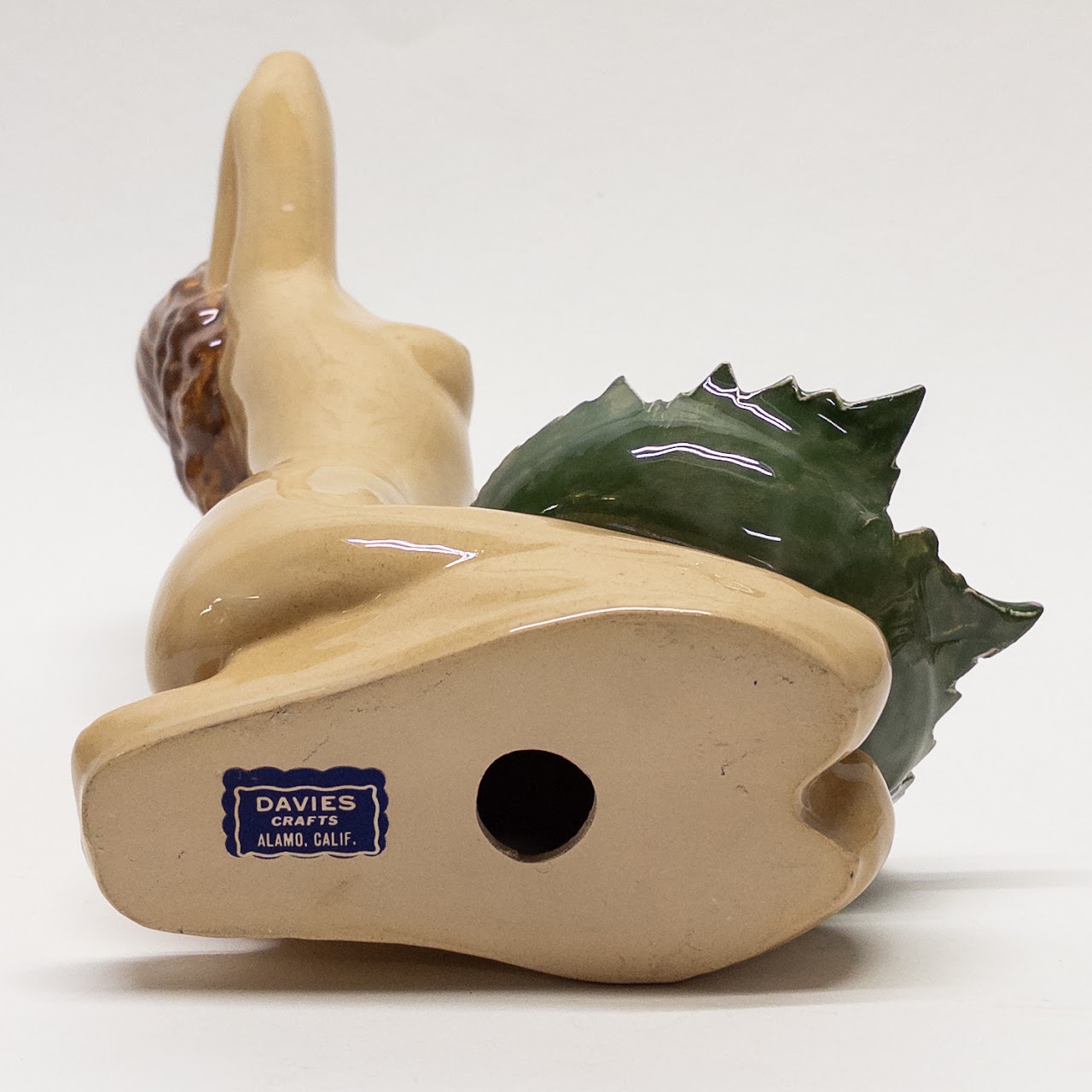 Davies Crafts Nude Figurine with Lily Pad Bowl