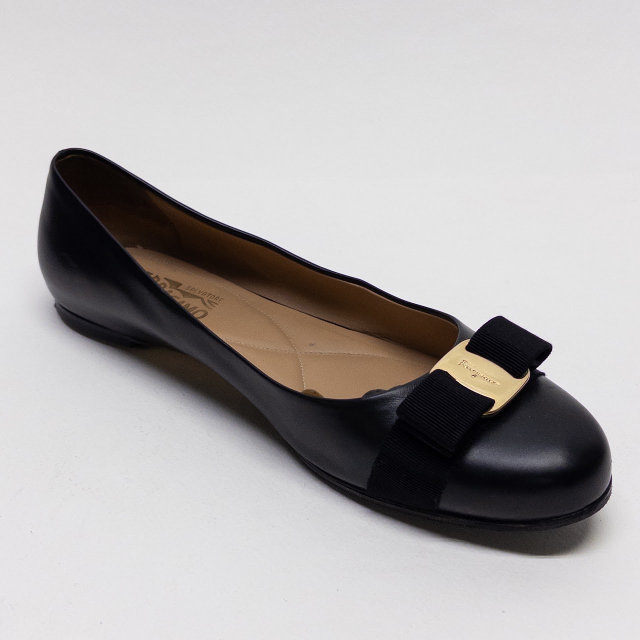 Salvatore Ferragamo Vara Ballet Flats