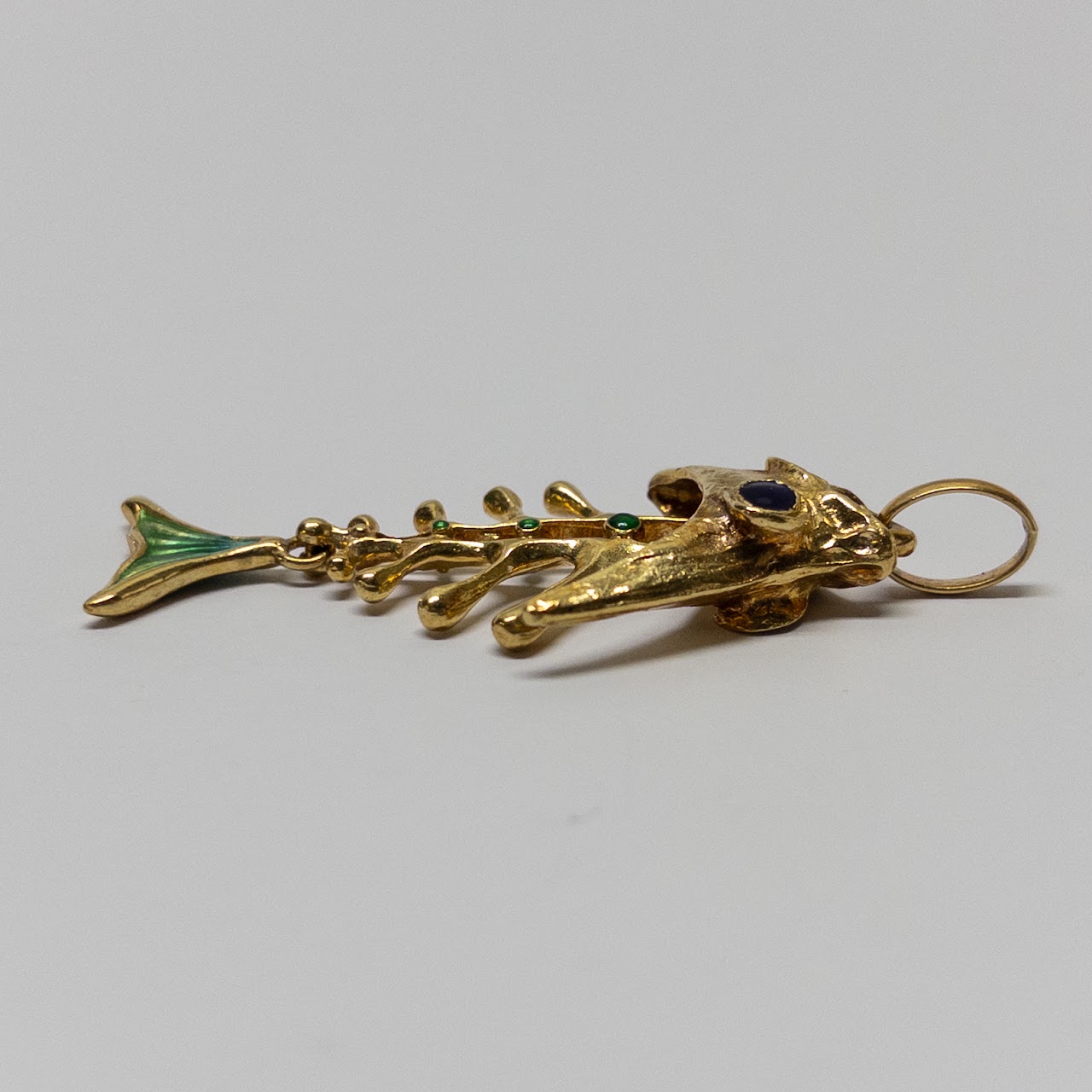 18K Gold and Enamel Indaerre Italian Fishbone Pendant