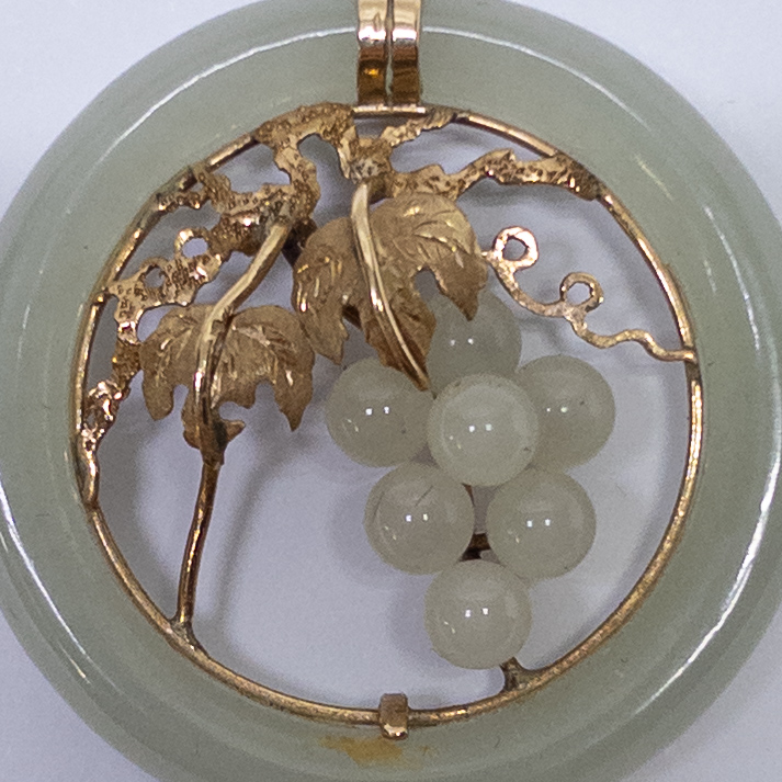 14K Gold and Jade Grapevine Pendant