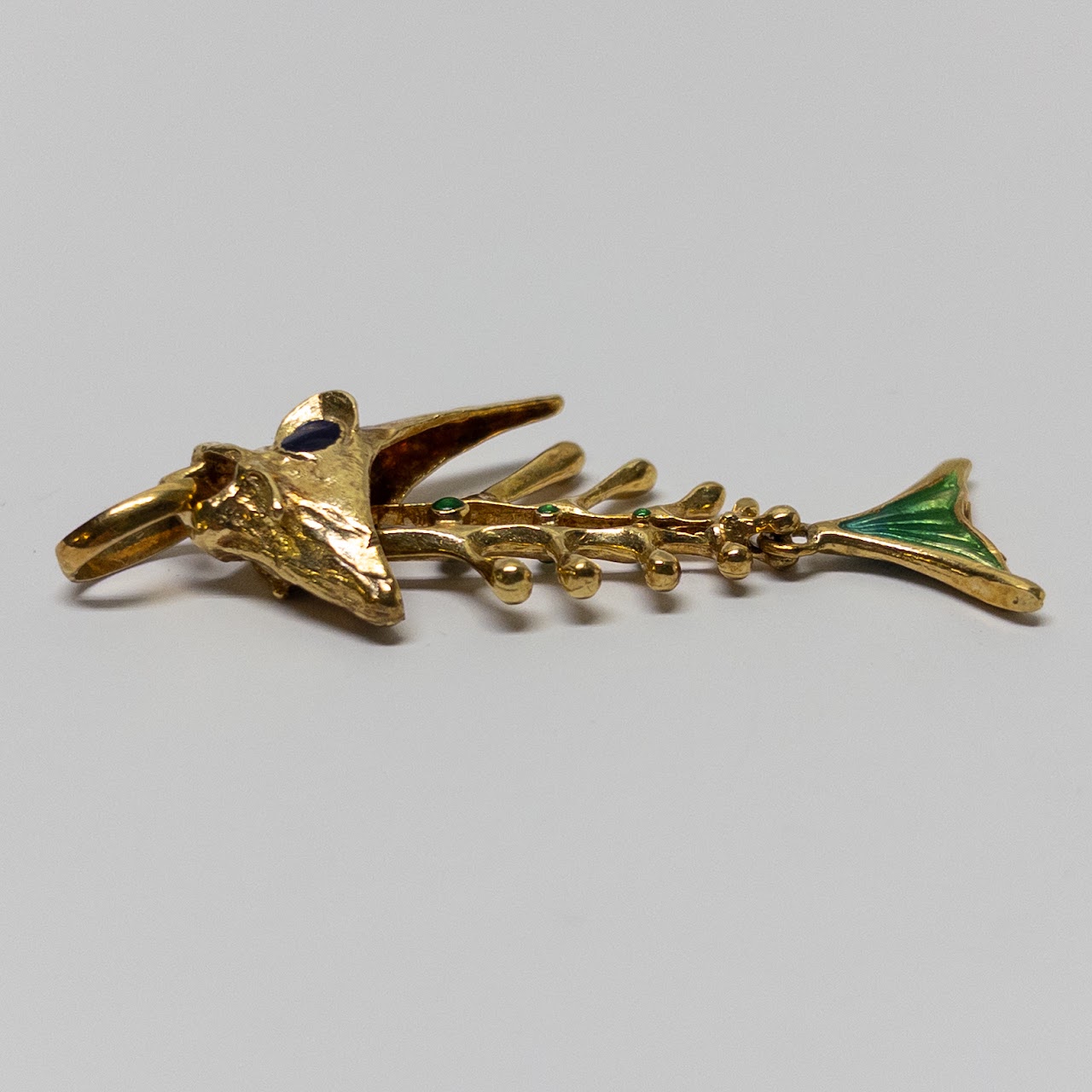 18K Gold and Enamel Indaerre Italian Fishbone Pendant