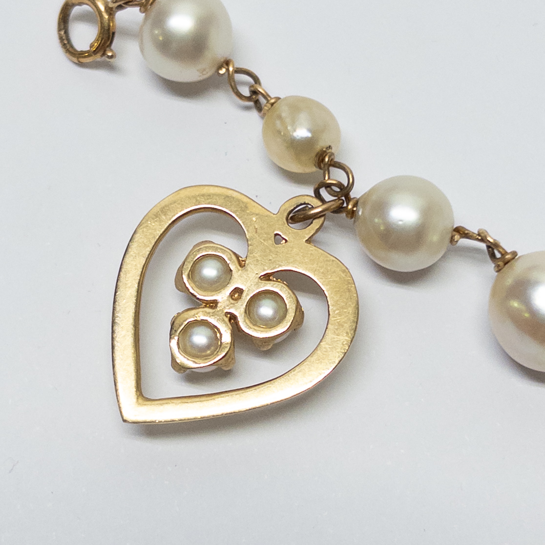 14K Gold and Pearl Heart Charm Bracelet