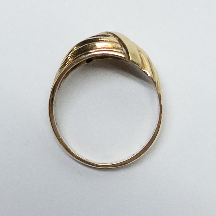 14K Gold Ridged Ring