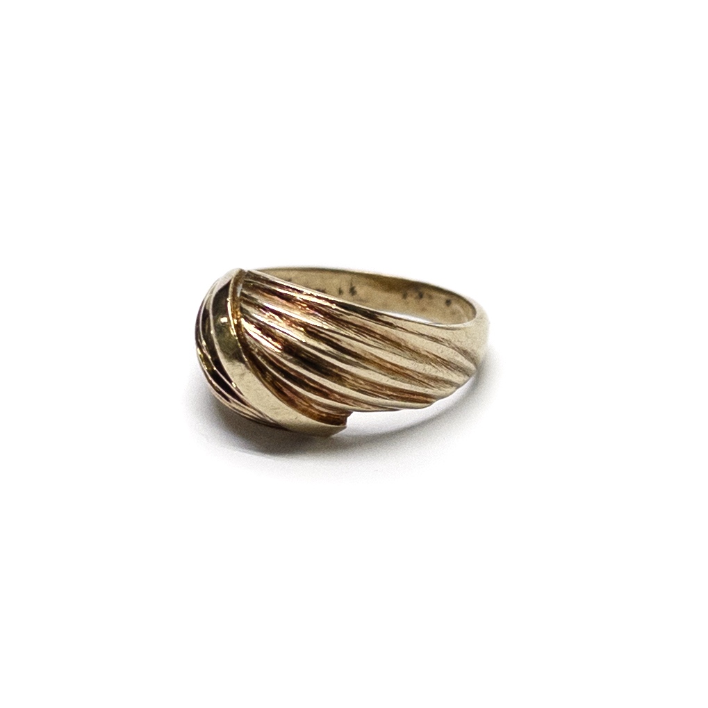 14K Gold Ridged Ring