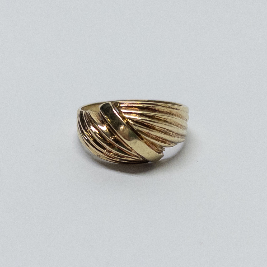 14K Gold Ridged Ring