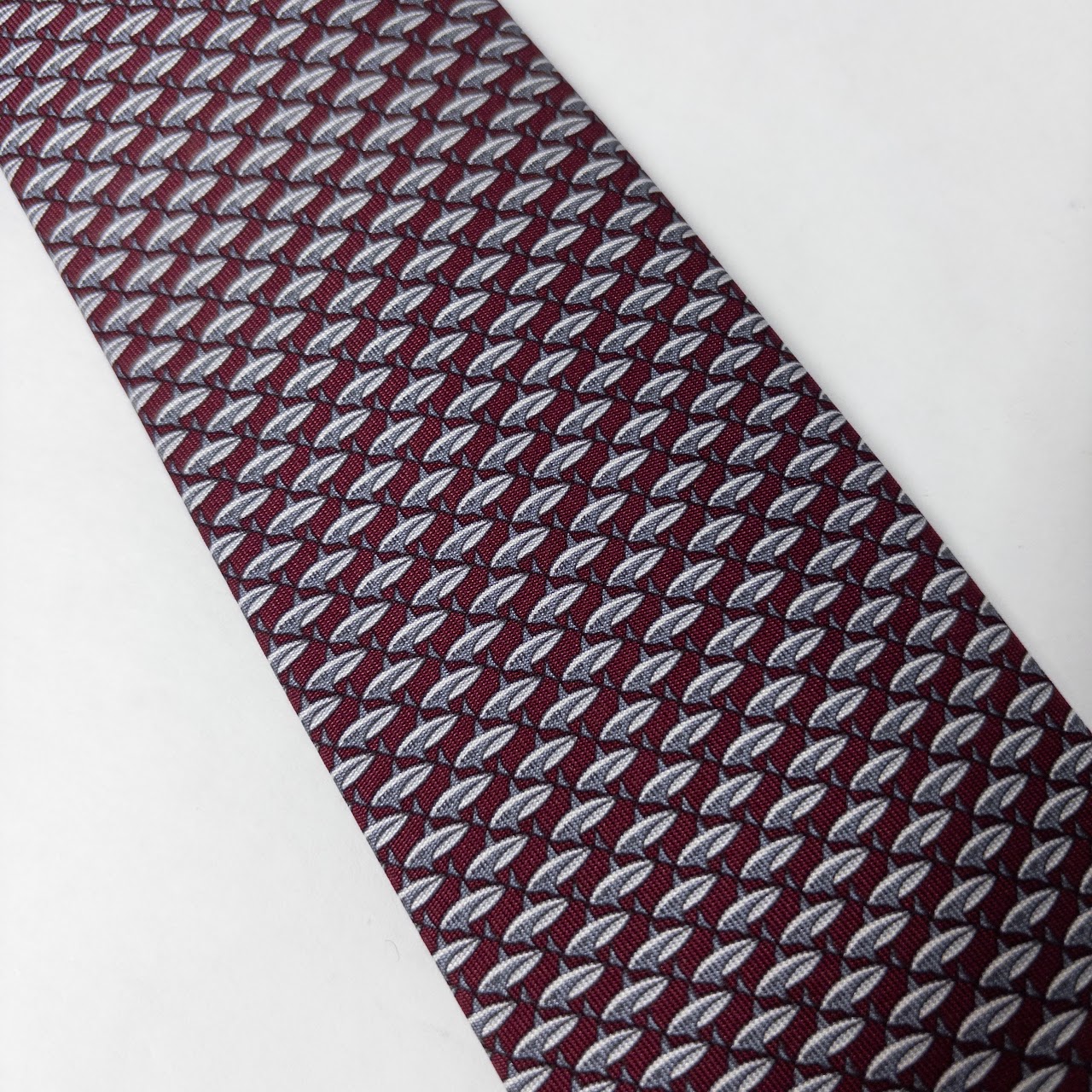 Hermès Shark Fin Patterned Tie