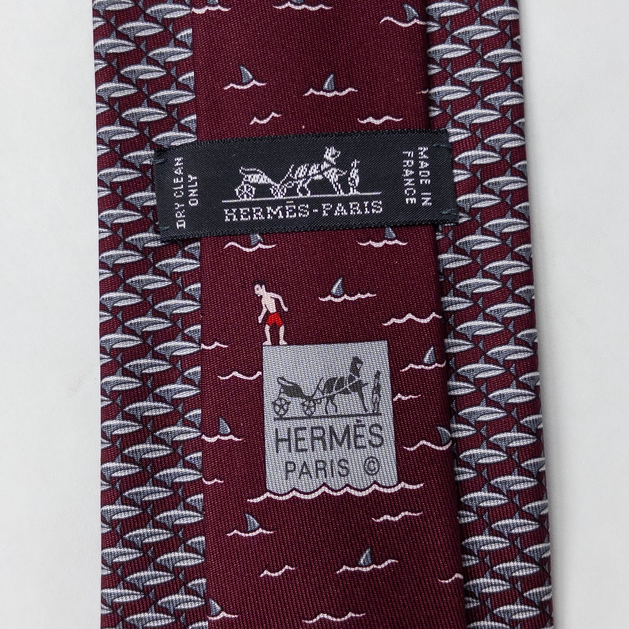 Hermès Shark Fin Patterned Tie