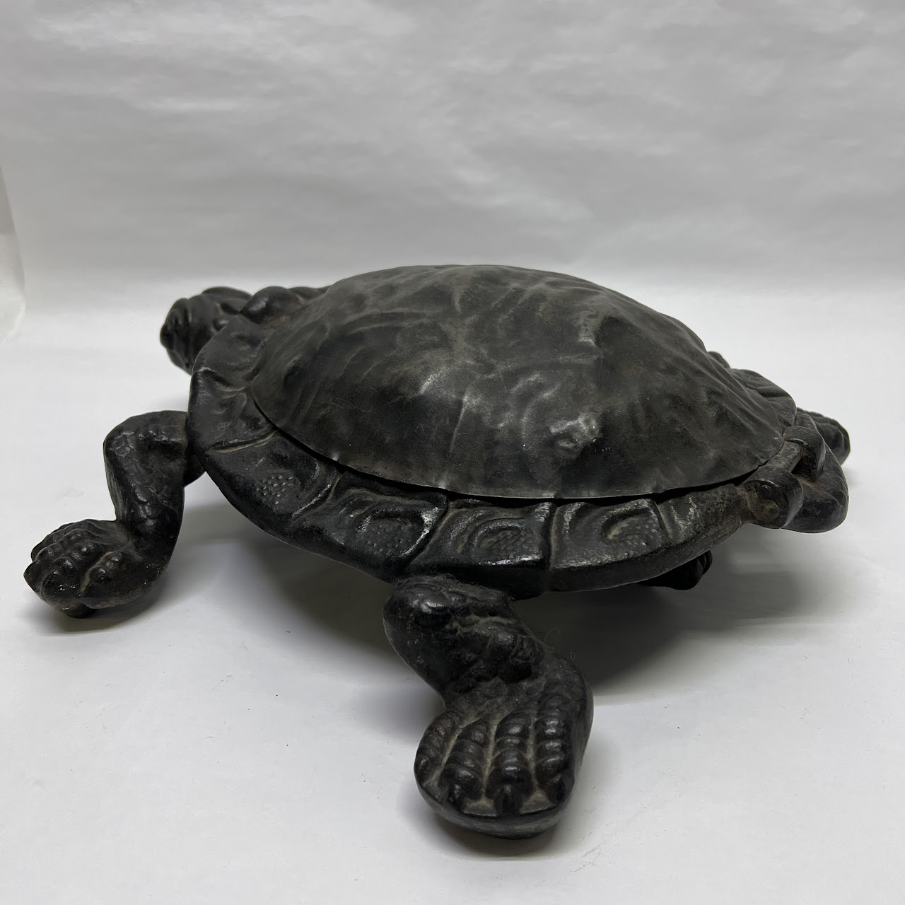 Cast Iron Mechanical Turtle Cuspidor