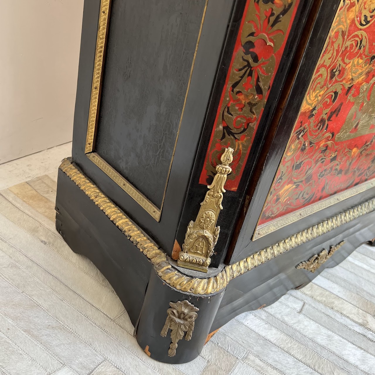 Early 20th C. French Chinoiserie Ormolu Mounted Brass Inlaid Lacquered Display Cabinet