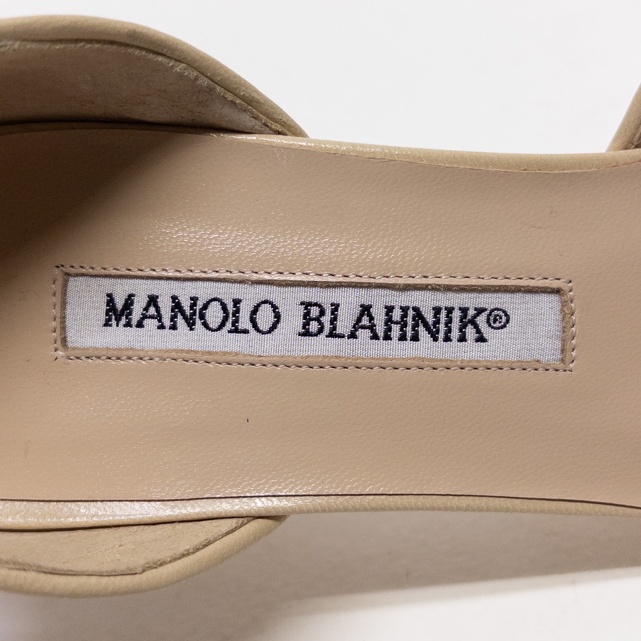 Manolo Blahnik New Ovedo Raffia Kitten Heels