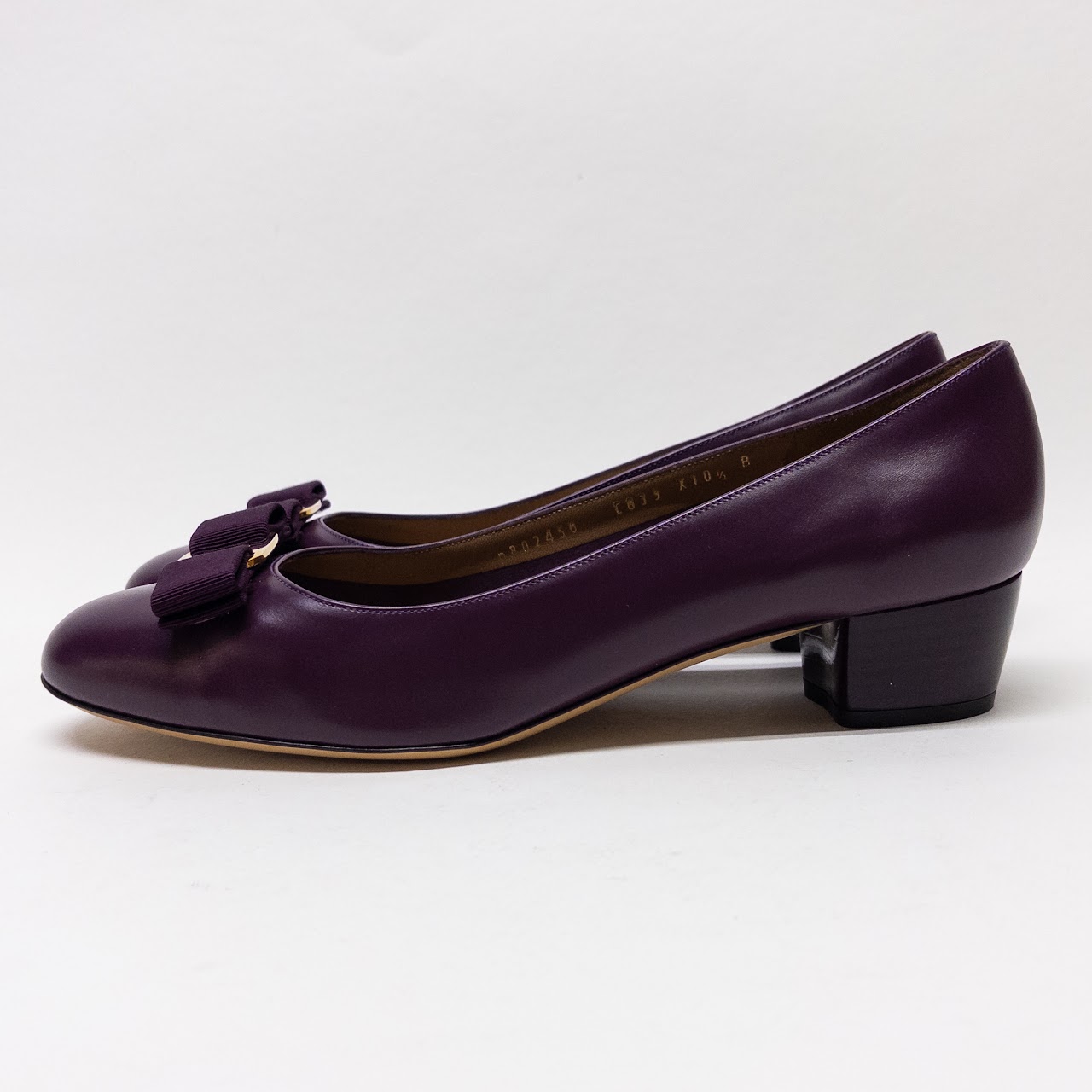 Salvatore Ferragamo New Vara Purple Low Pumps