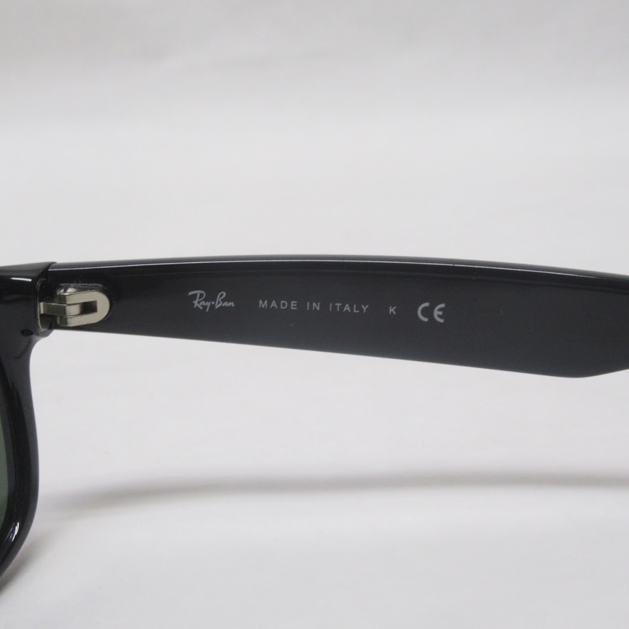 Ray-Ban New Wayfarer Sunglasses