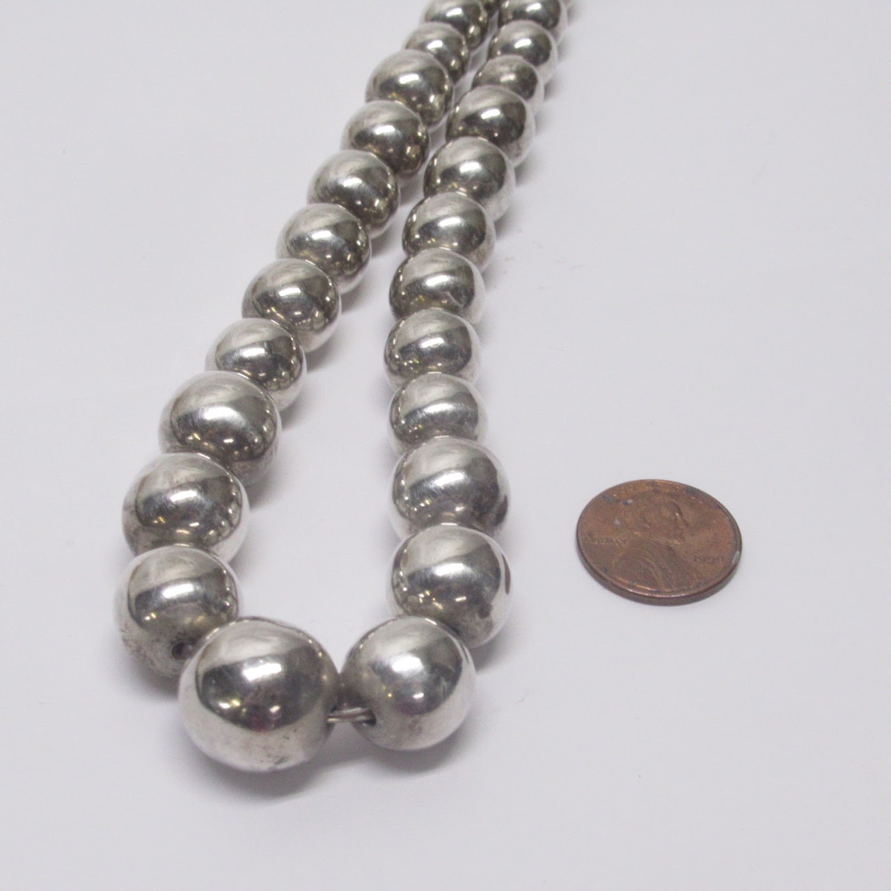 Sterling Silver Graduated Ball Necklace