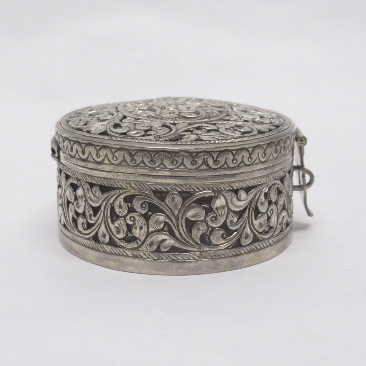 800 Silver Pierced Box