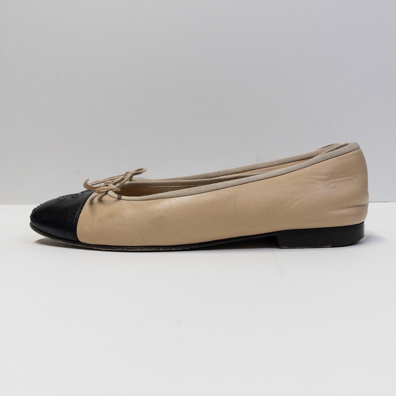 Chanel Smooth Leather Ballet Flats