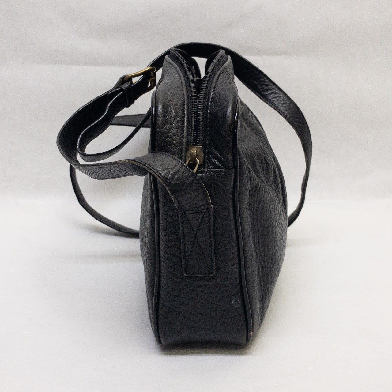 Fendi Vintage Pebbled Leather Crossbody Bag