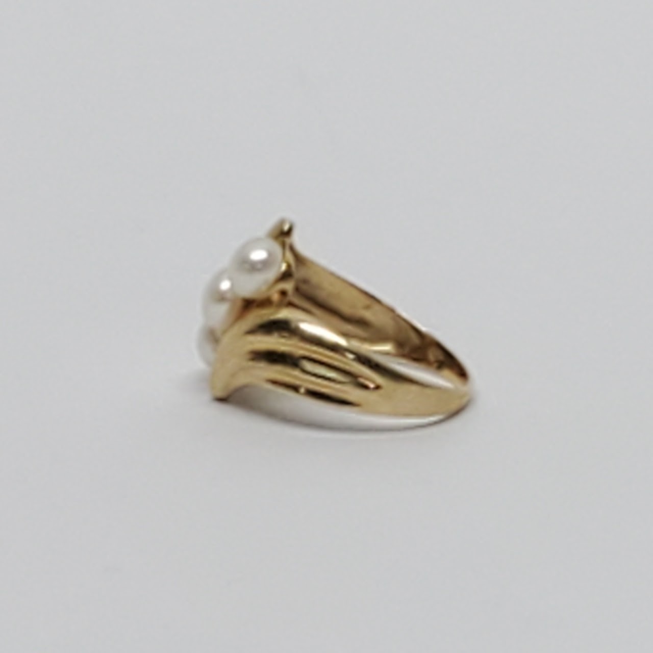 10K Gold Triple Pearl Ring