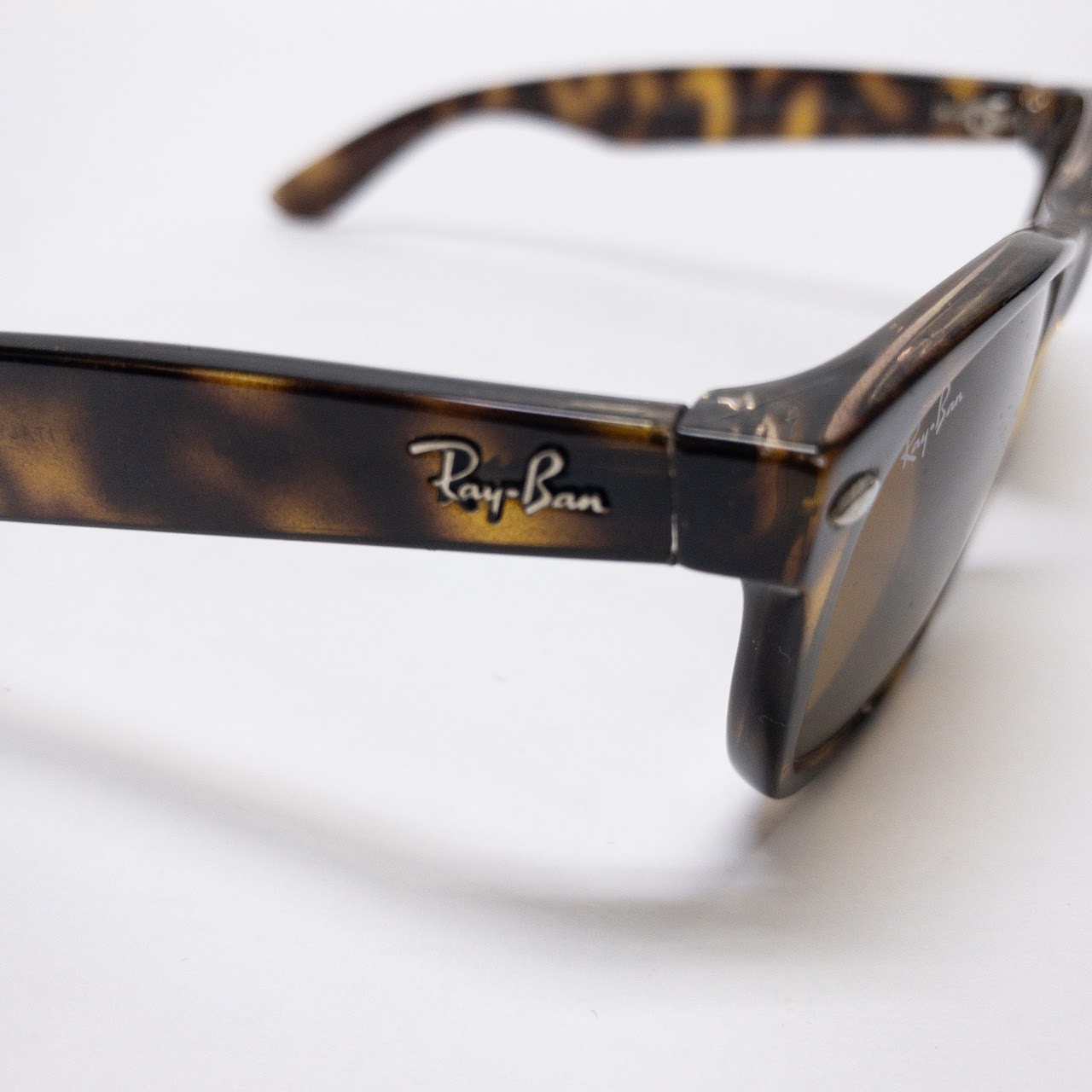 Ray-Ban Wayfarer Sunglasses