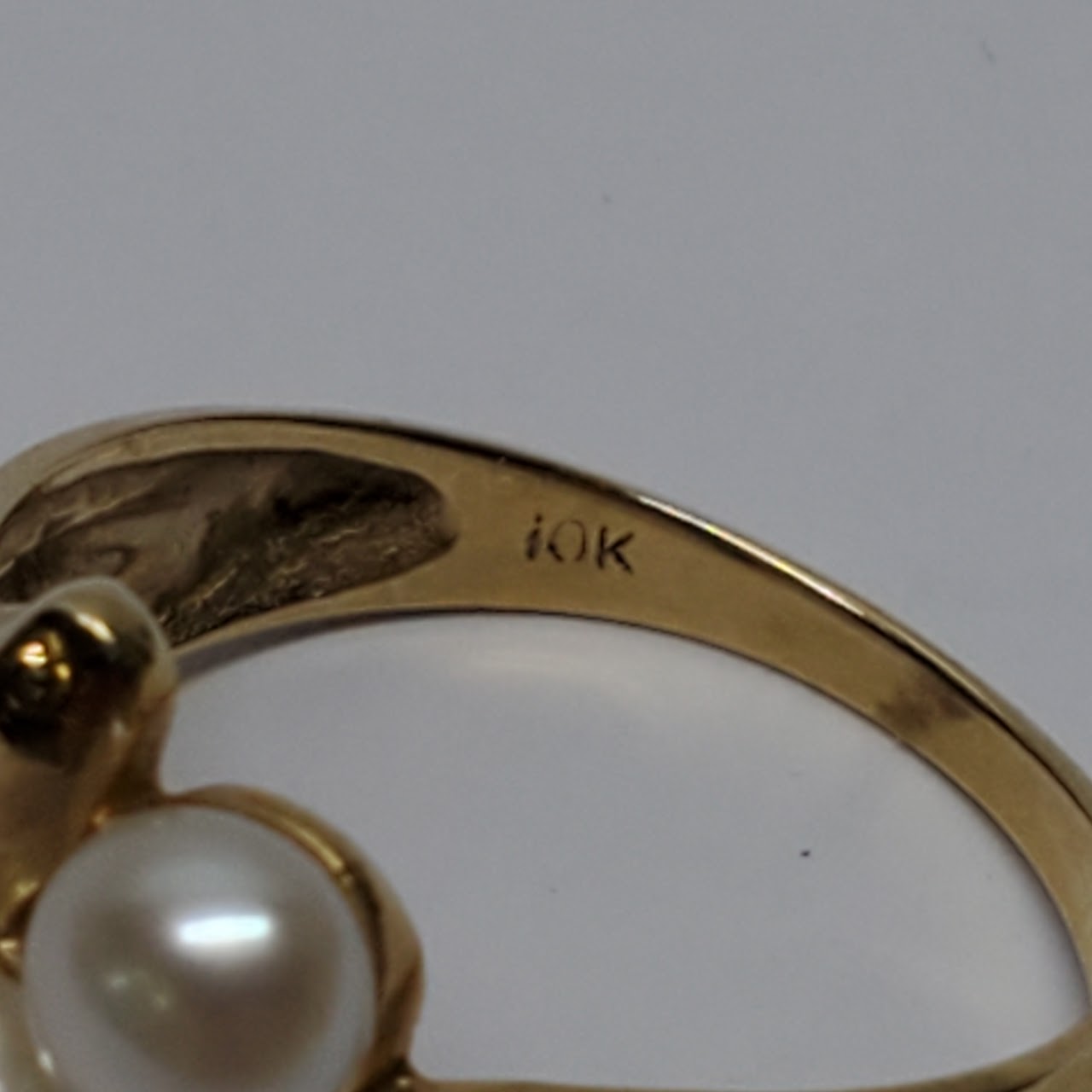 10K Gold Triple Pearl Ring