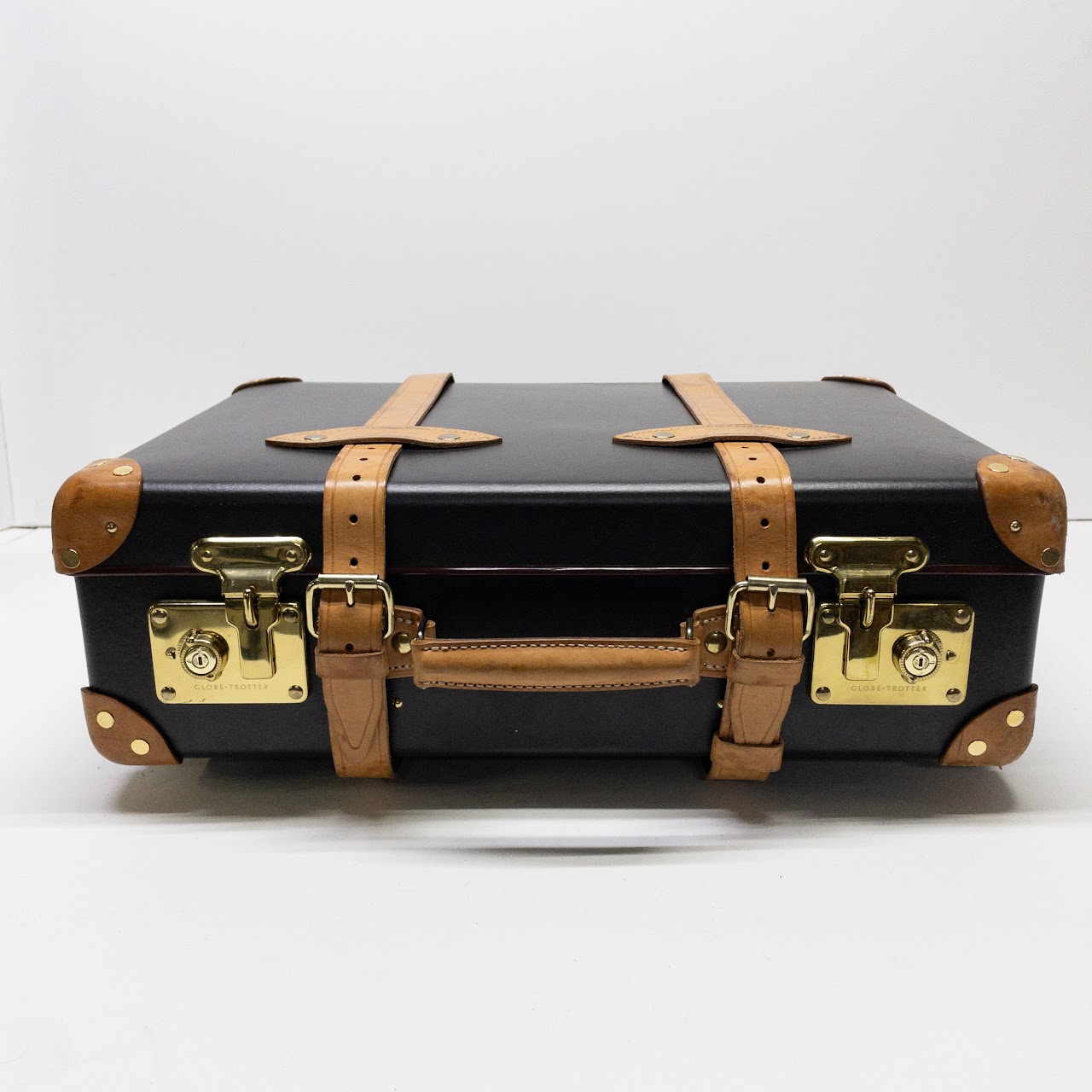 safari black suitcase