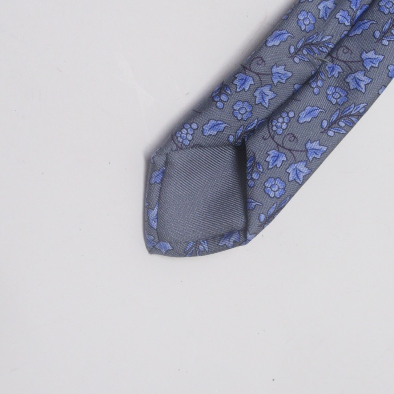 Hermès Blue Silk Grape Vine Tie