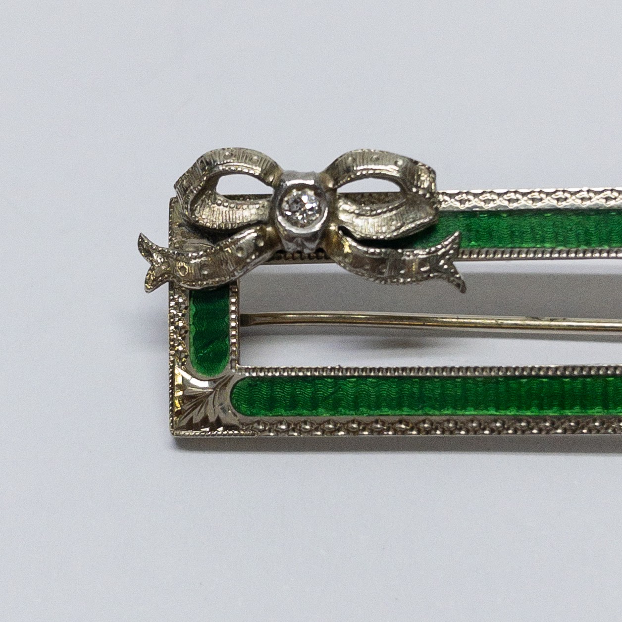 14K White Gold Diamond & Guilloche Estate Brooch