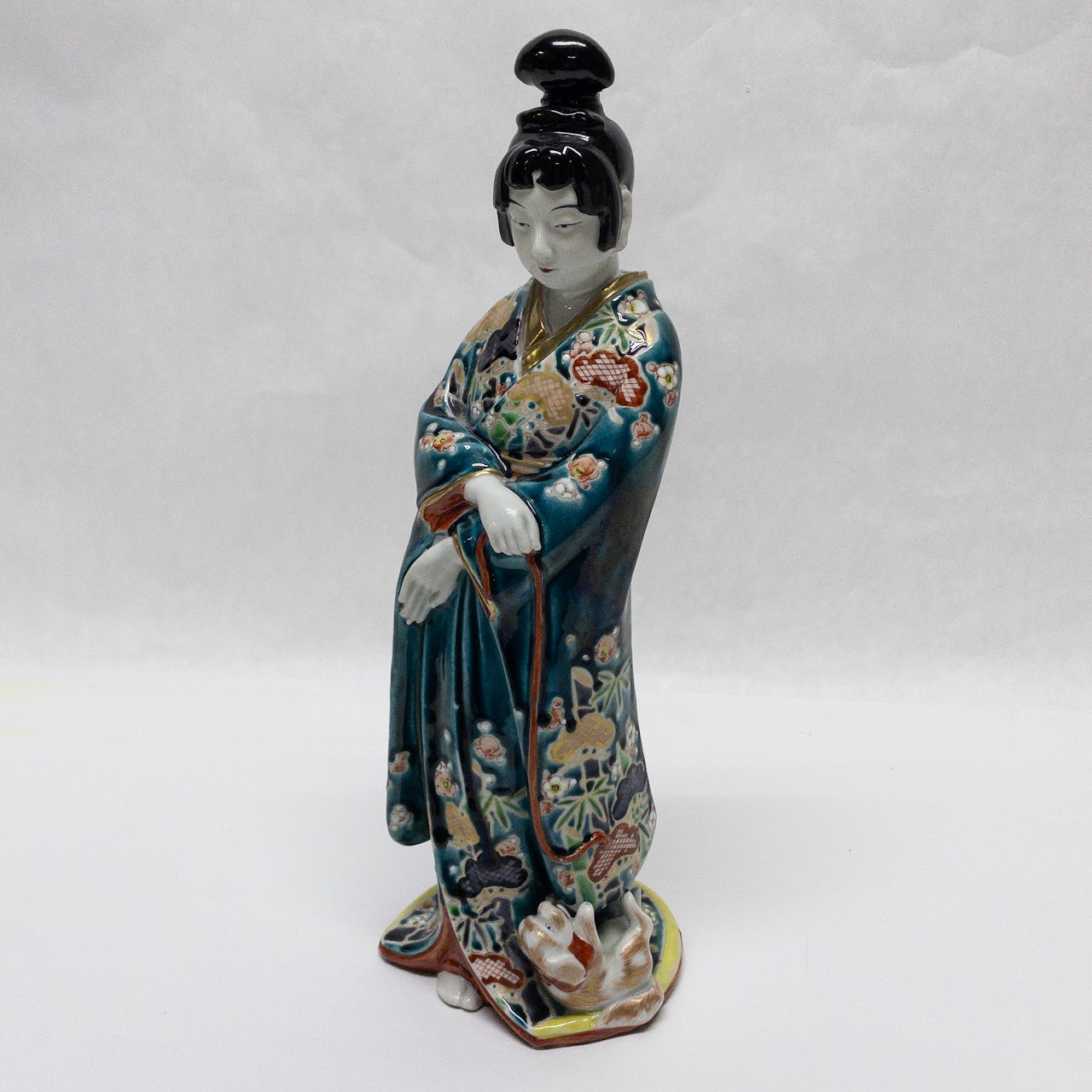 Japanese Porcelain Geisha Pair