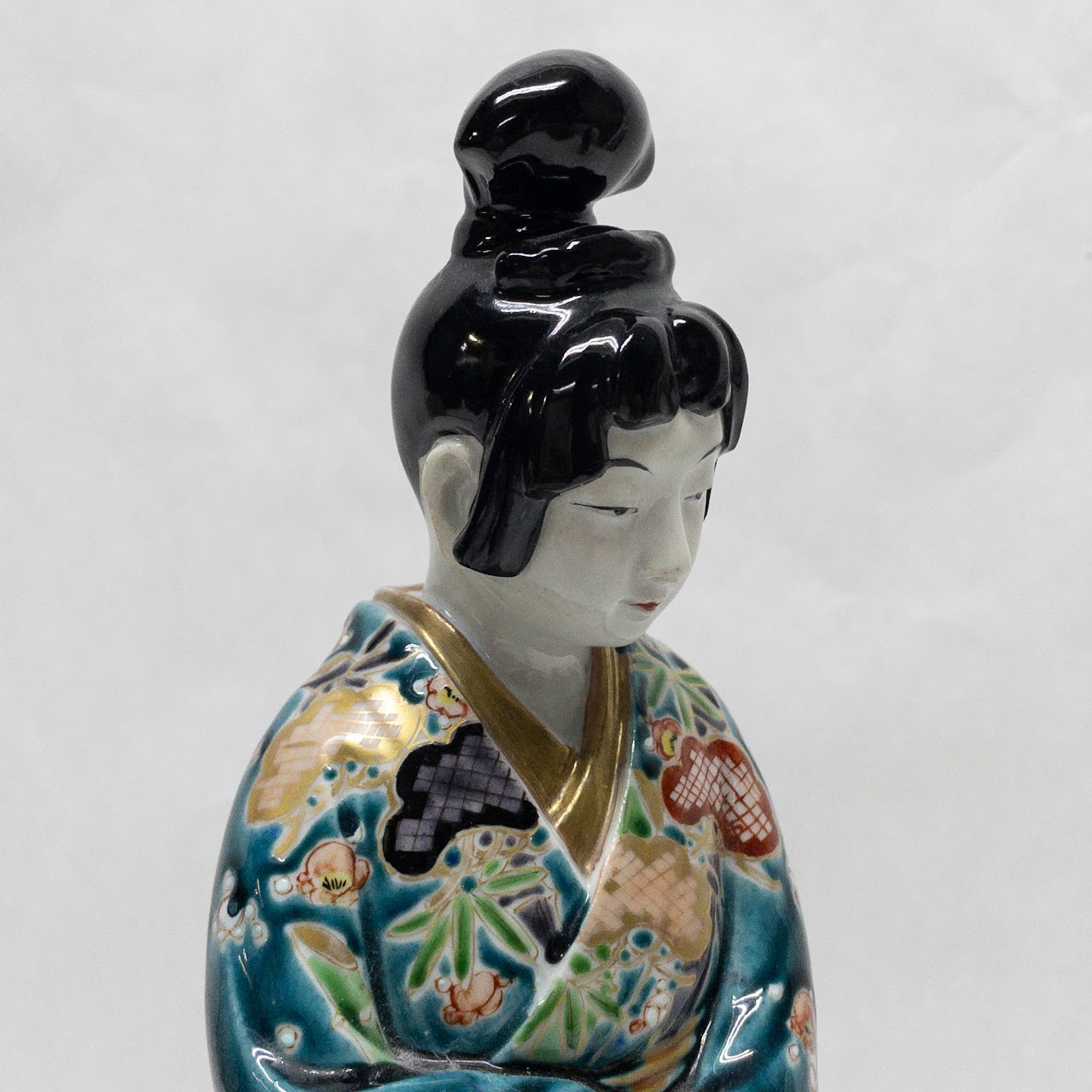 Japanese Porcelain Geisha Pair