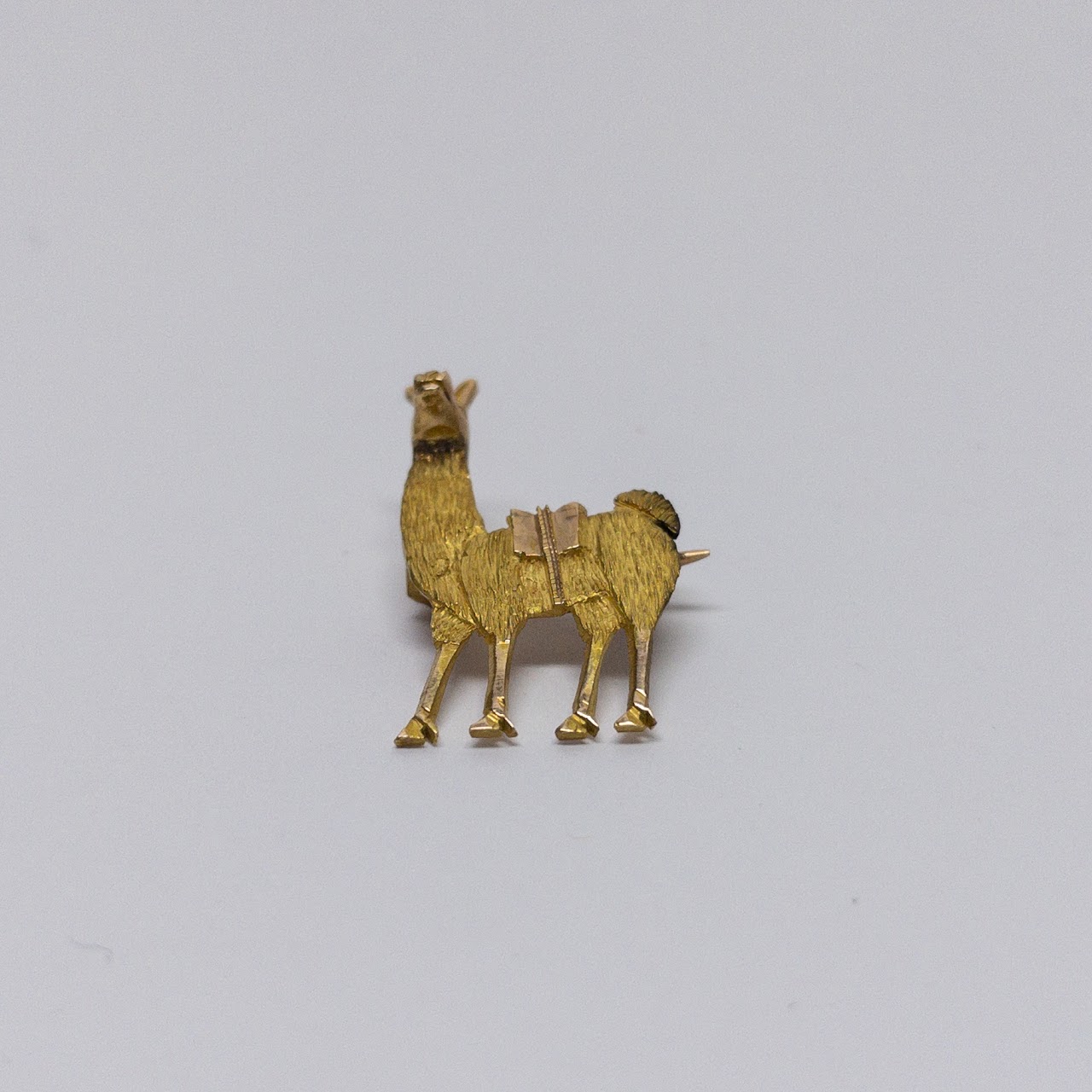 18K Gold Llama Pin