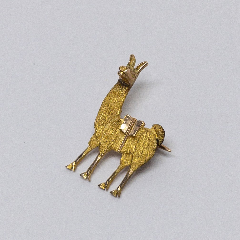 18K Gold Llama Pin