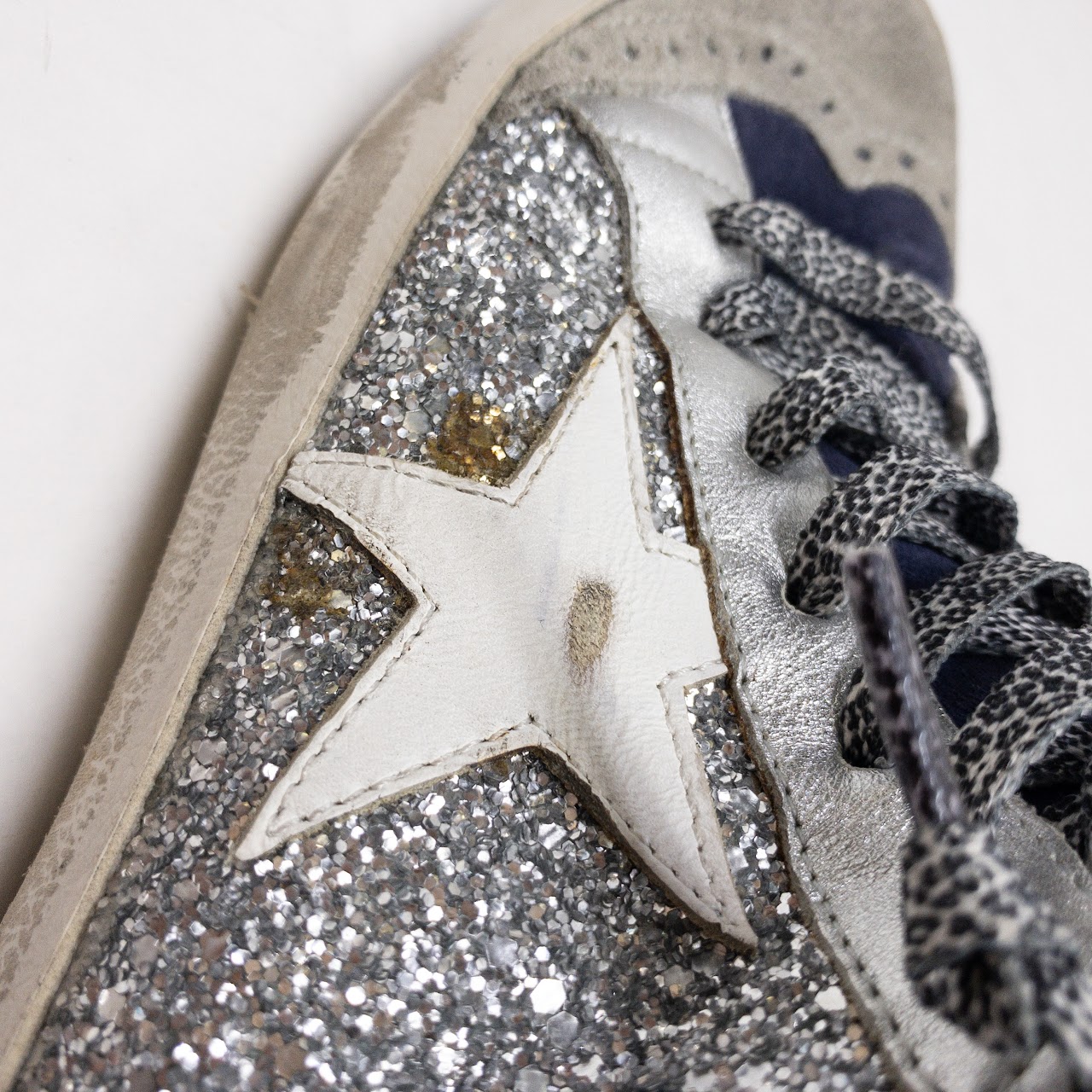 Golden Goose Deluxe Brand Mid Star Sneakers