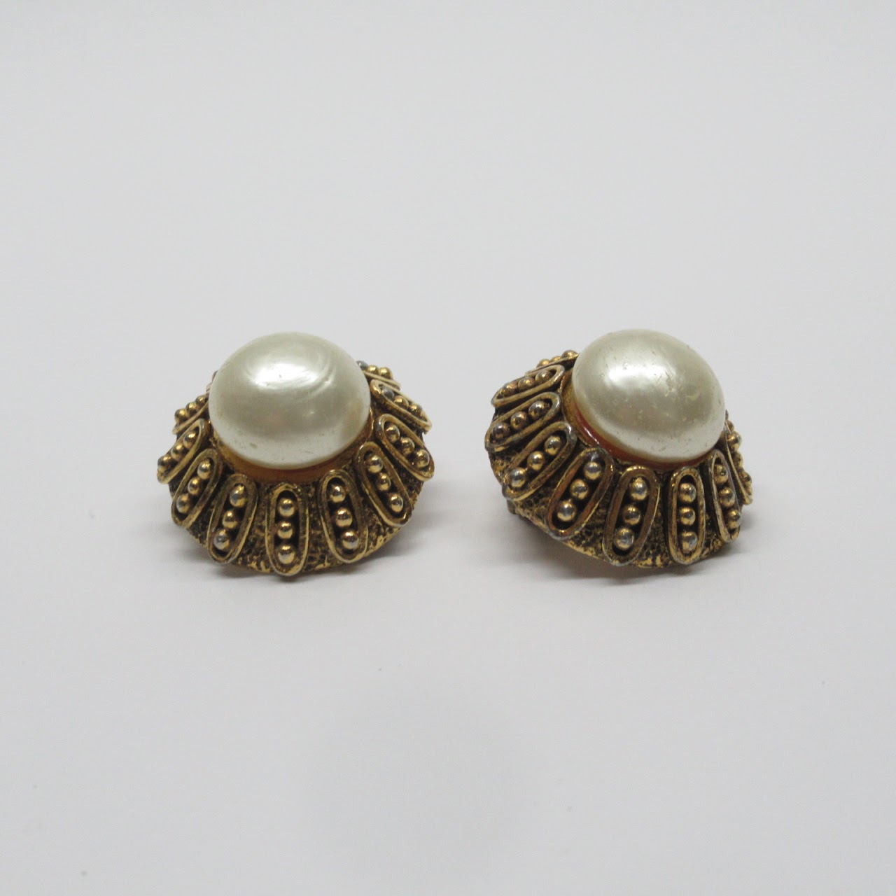 Chanel Vintage Clip Earrings