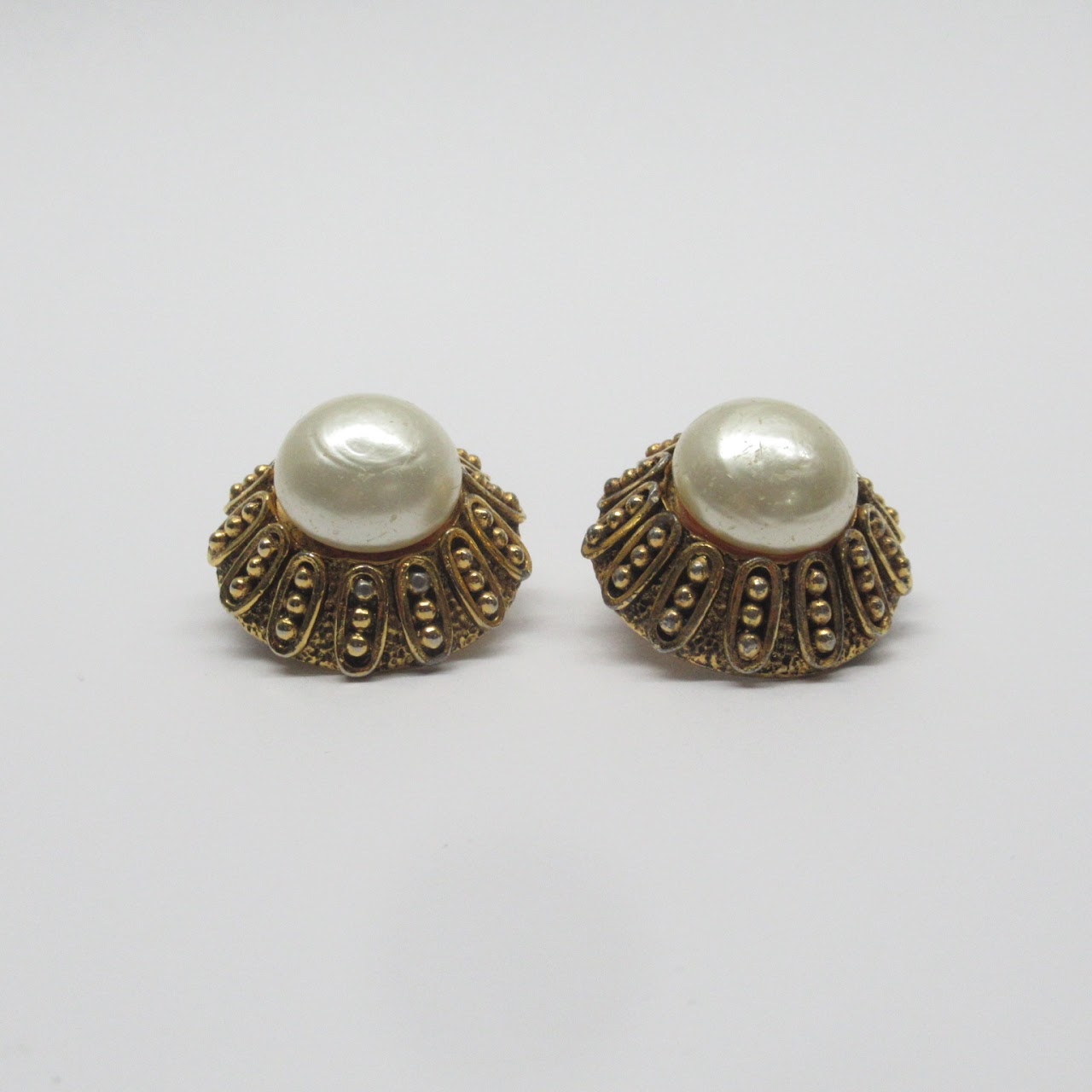 Chanel Vintage Clip Earrings