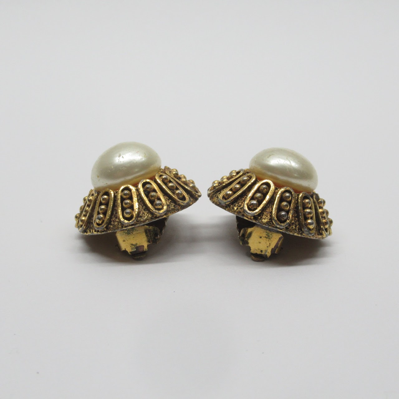 Chanel Vintage Clip Earrings