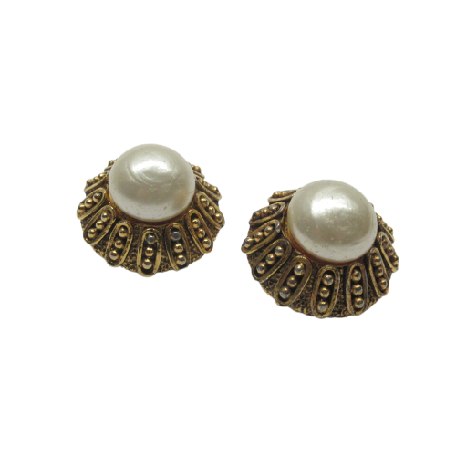 Chanel Vintage Clip Earrings