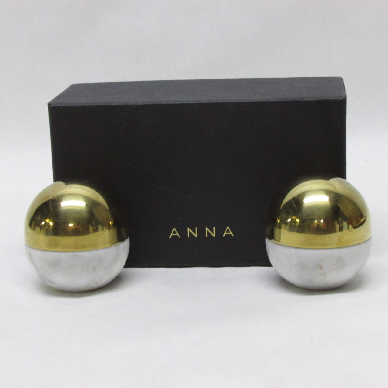 ANNA Dual Salt and Pepper Shaker Set