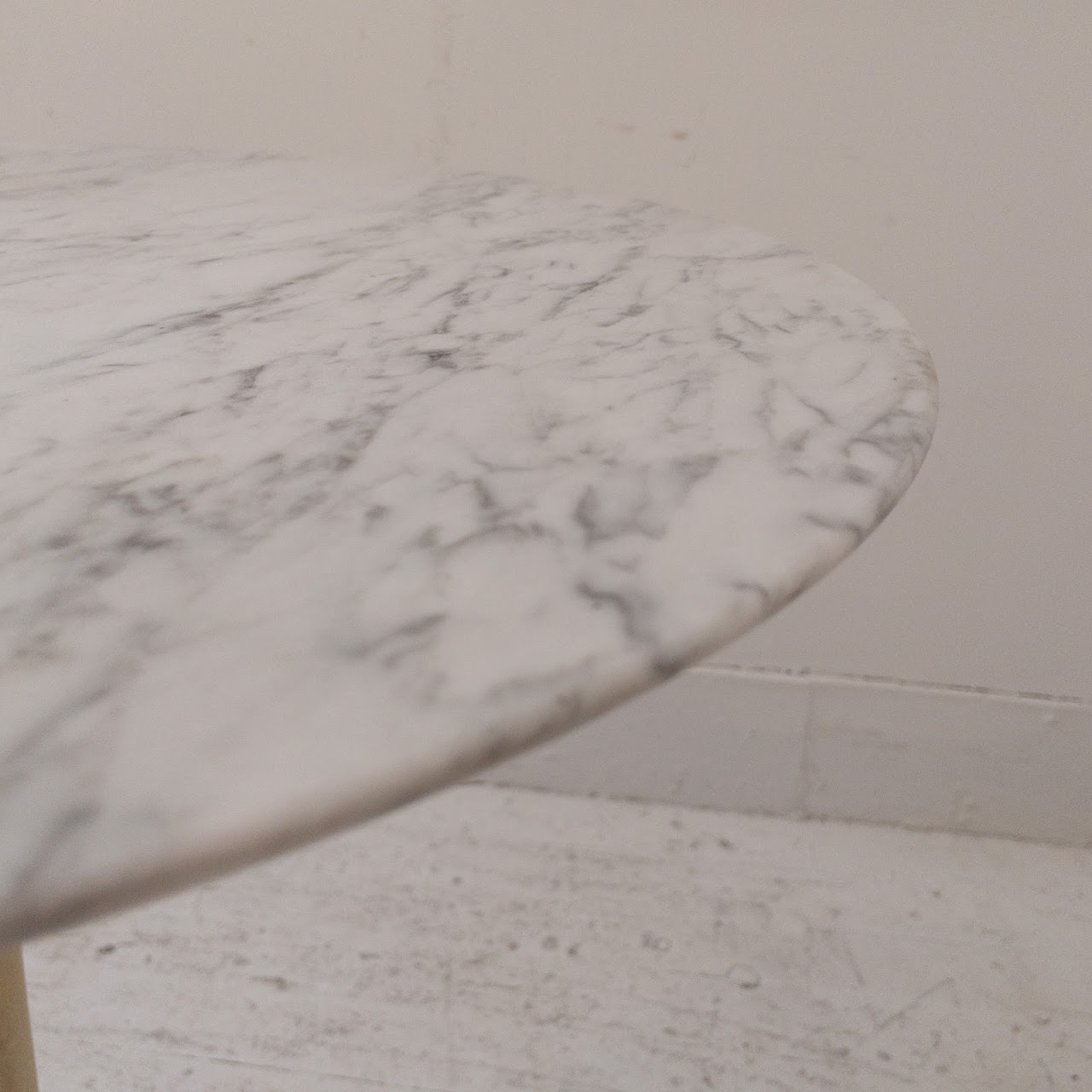 Saarinen Style Marble Top Tulip Accent Table